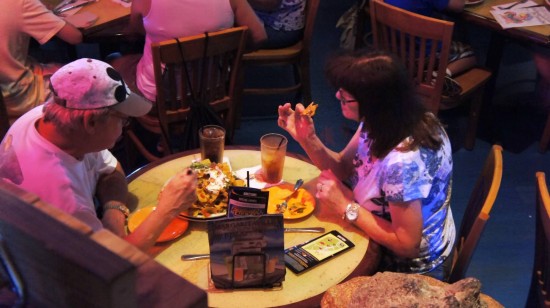 Margaritaville Cafe Orlando: Volcano nachos--enough for two, for your whole meal!