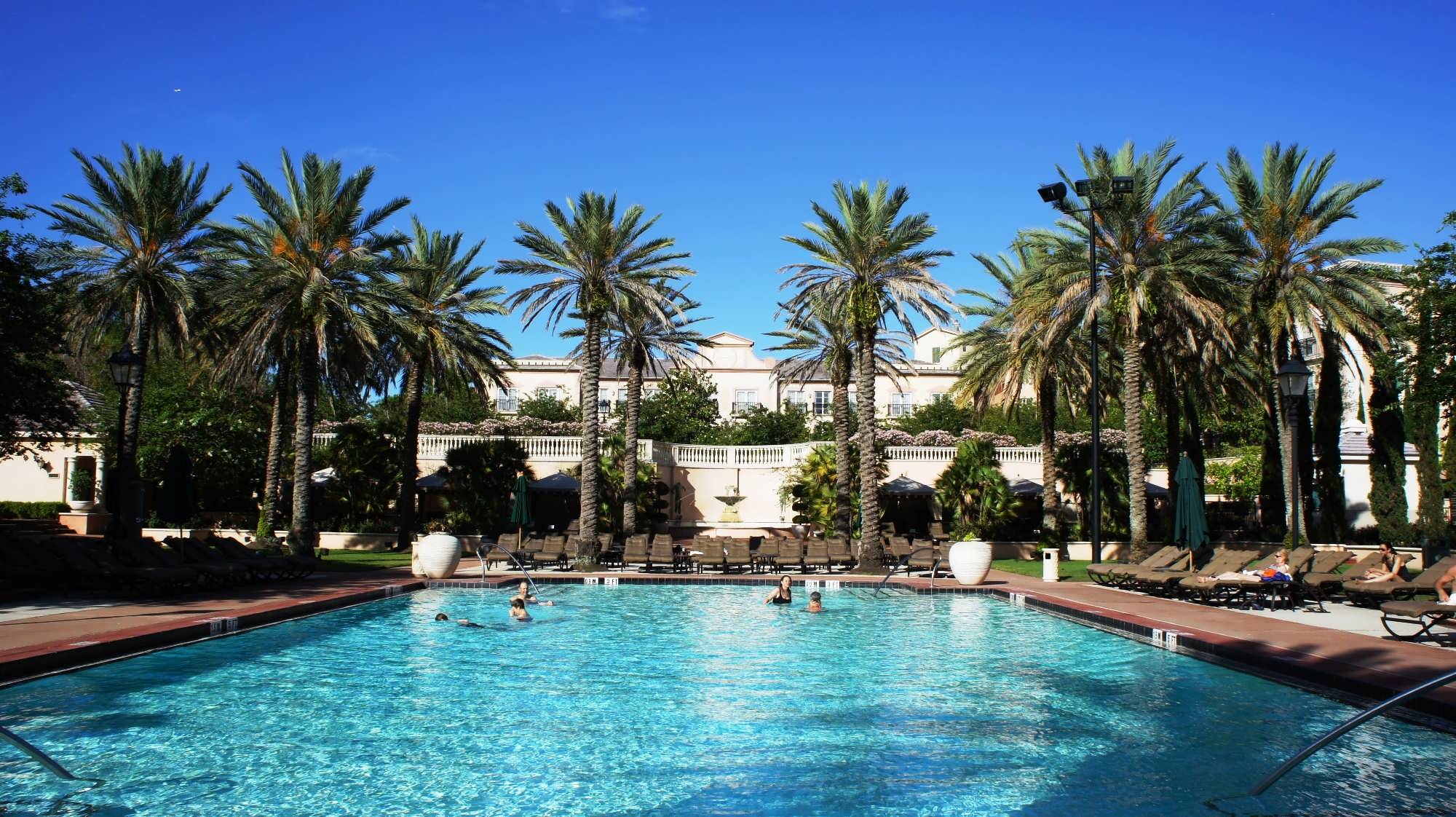 Portofino Bay Hotel Pool