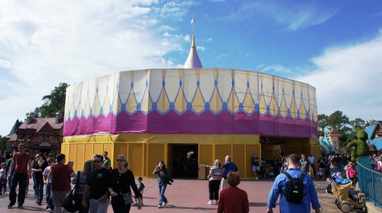 Magic Kingdom trip report - December 2011: Prince Charming Regal Carrousel refurbishment.