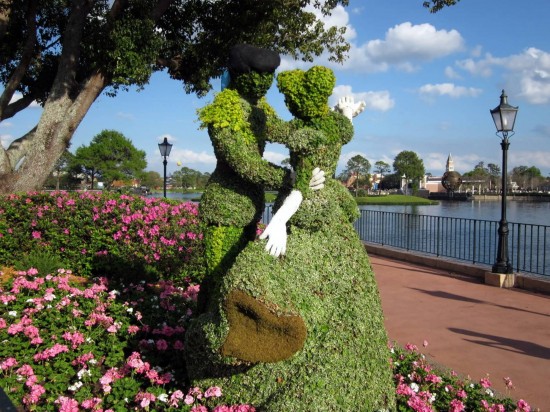 Cinderella topiary near Epcot's France Pavilion.