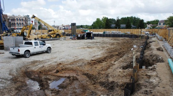 Soundstage 44 construction - July 15, 2012.