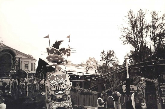 Woody Woodpecker's Nuthouse Coaster - 1999.