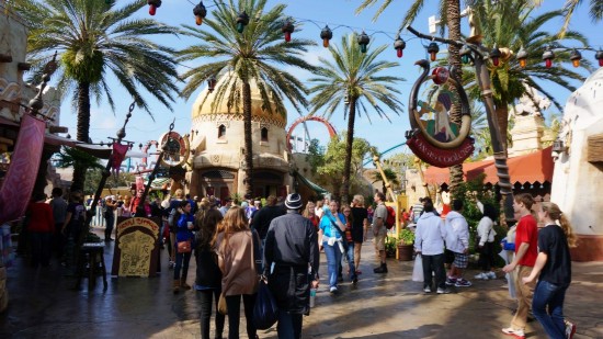 Holiday 2012 crowds inside the Wizarding World of Harry Potter.