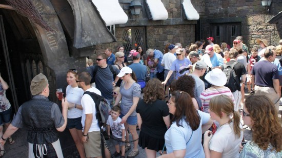 Summer lunch line to get into Three Broomsticks.