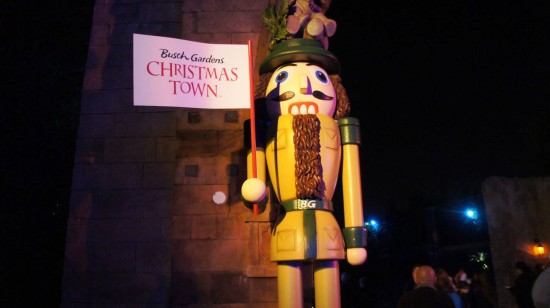 Busch Gardens Tampa - Christmas Town 2013.