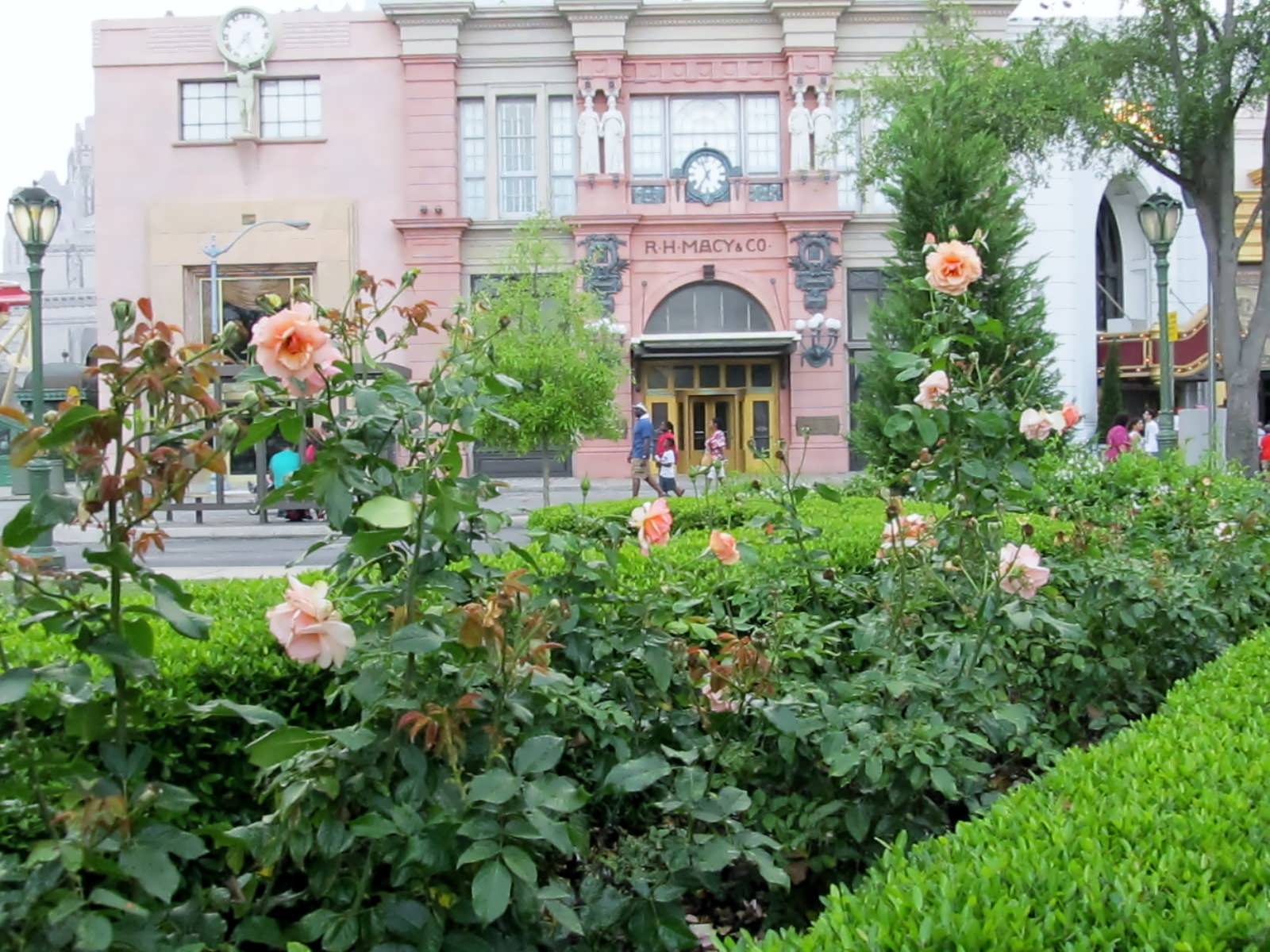 Gramercy Park at New York backlot