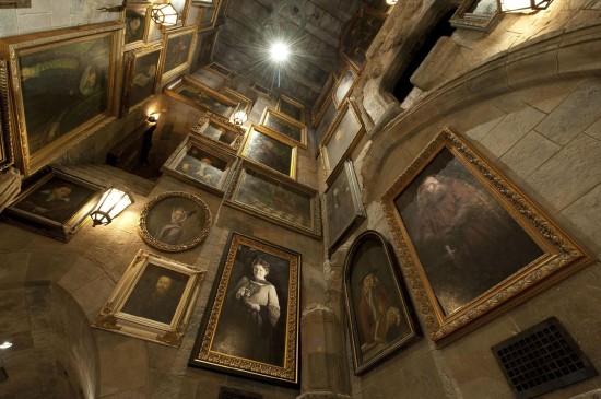 Forbidden Journey's portrait room