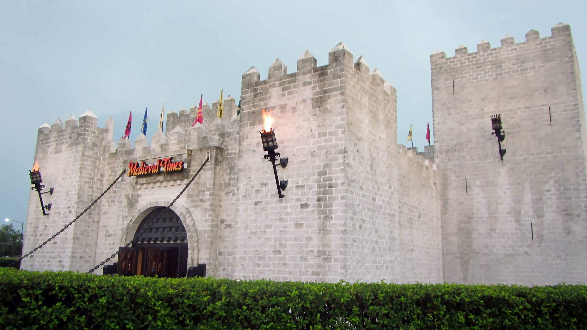 Medieval Times Dinner & Tournament: A grand feast in the age of knights and  jousting