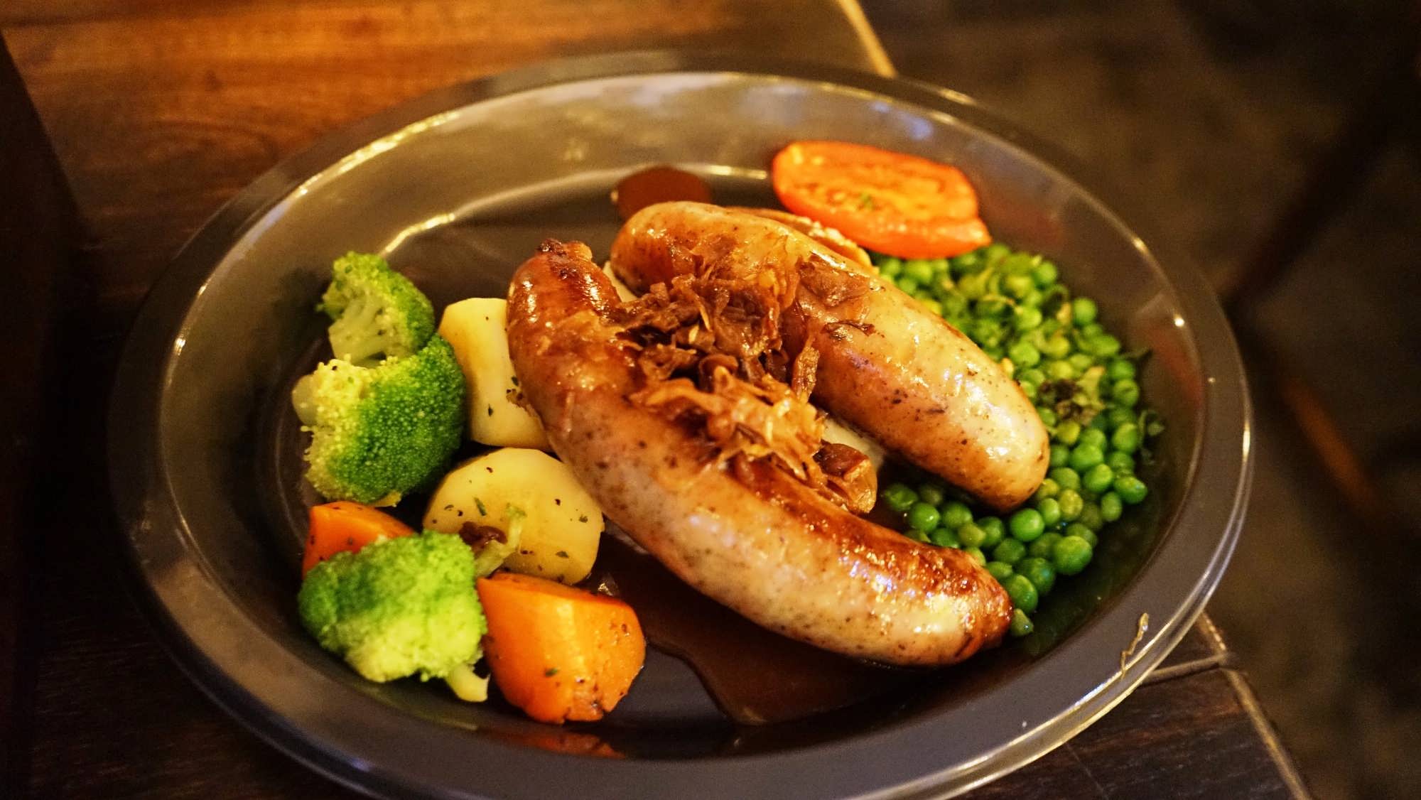  Bangers and Mash at the leaky Cauldron