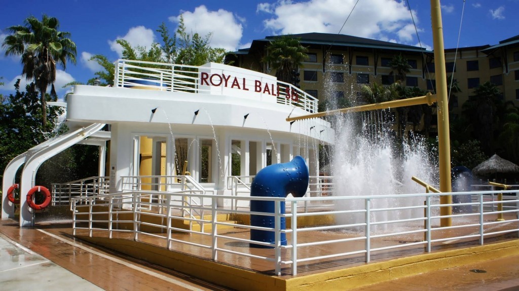 Loews Royal Pacific Resort pool area at Universal Orlando