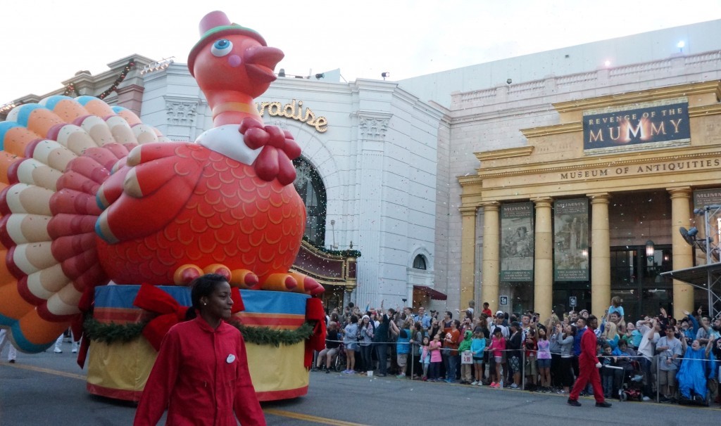 Macy's Holiday Parade at Universal Studios Florida - new float