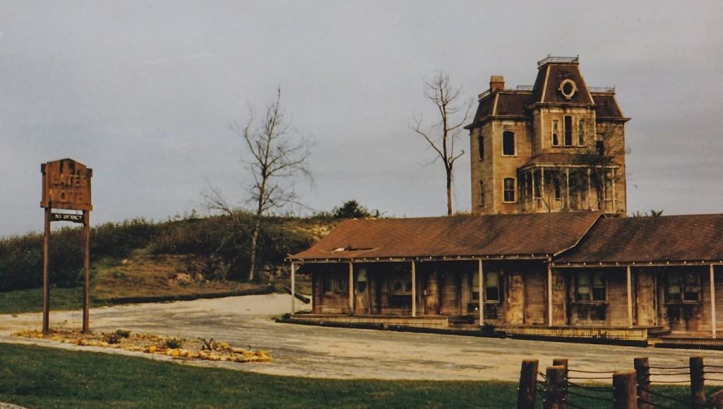 Bates Manor 1991 Universal Studios Florida