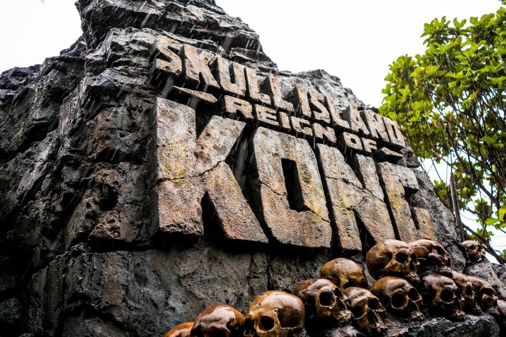 Skull Island: Reign of Kong entrance sign