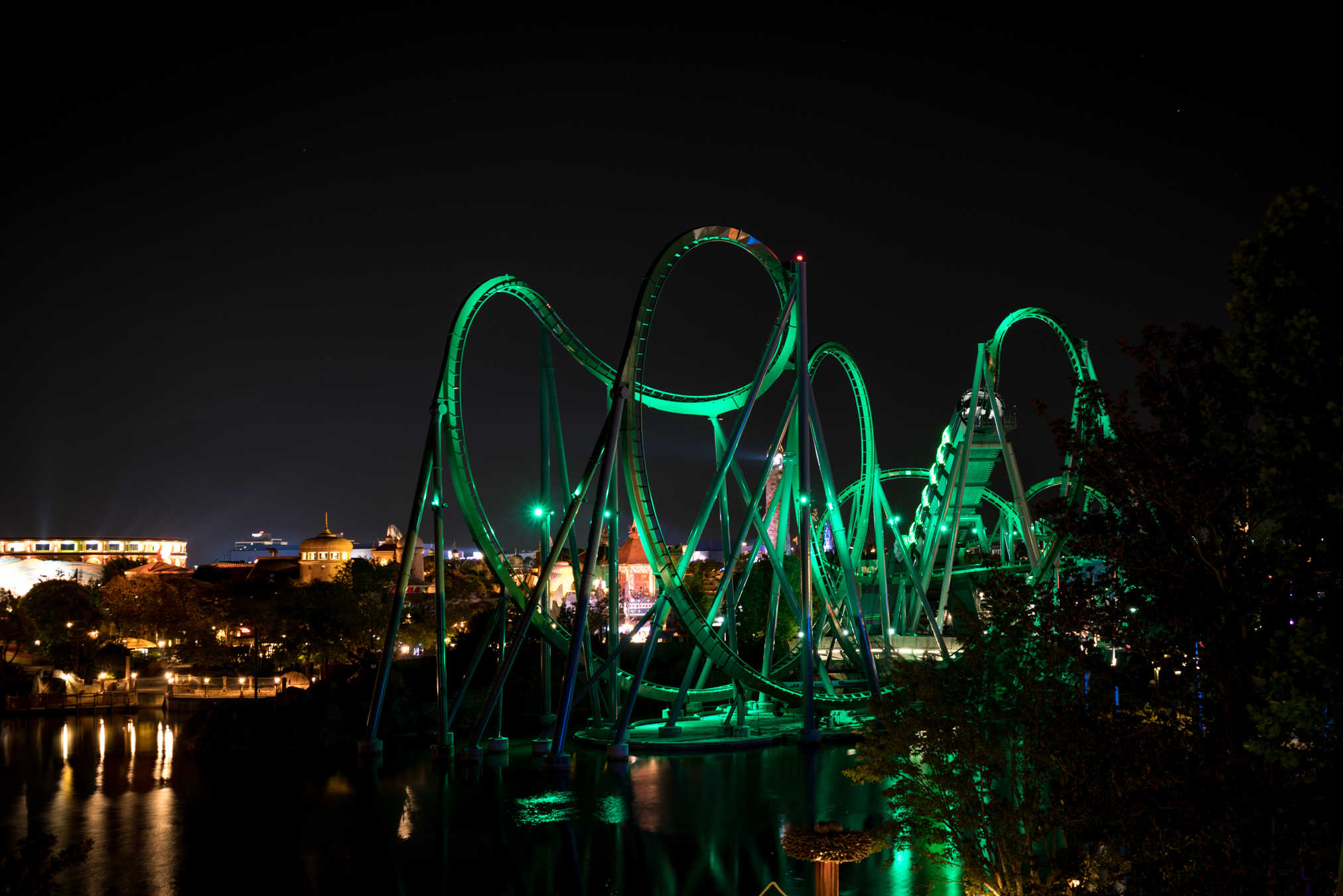 hulk roller coaster night