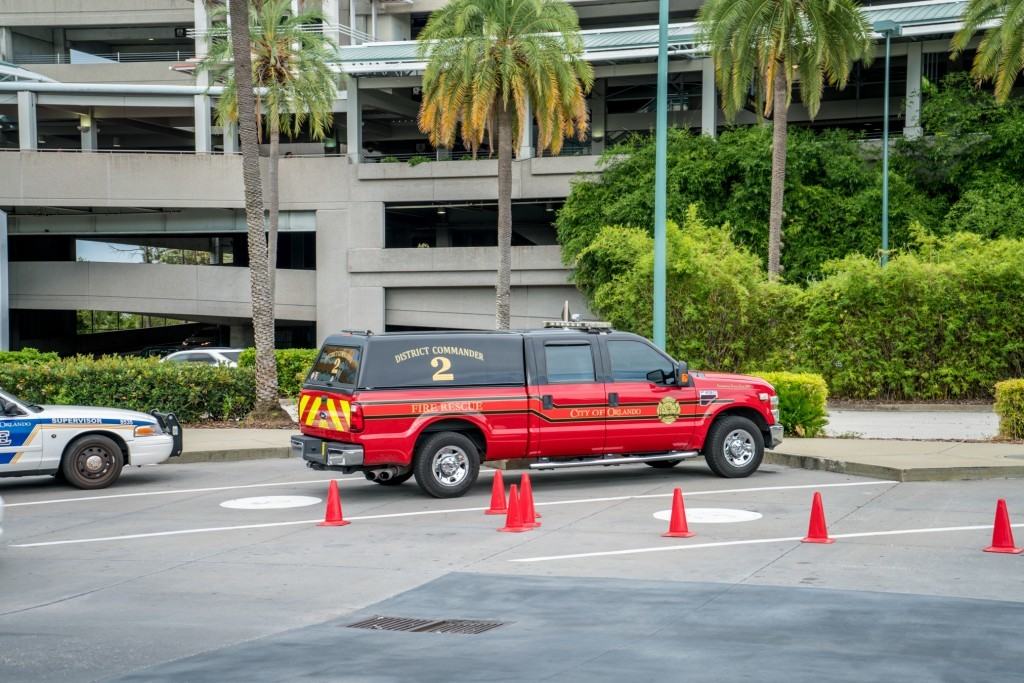 Universal Orlando parking garage reopens after suspicious incident