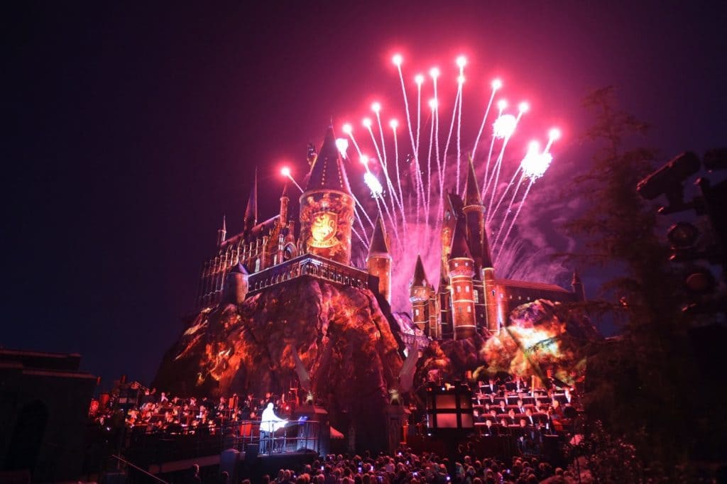 Hogwarts Castle's projection mapping at the Universal Studios Hollywood grand opening