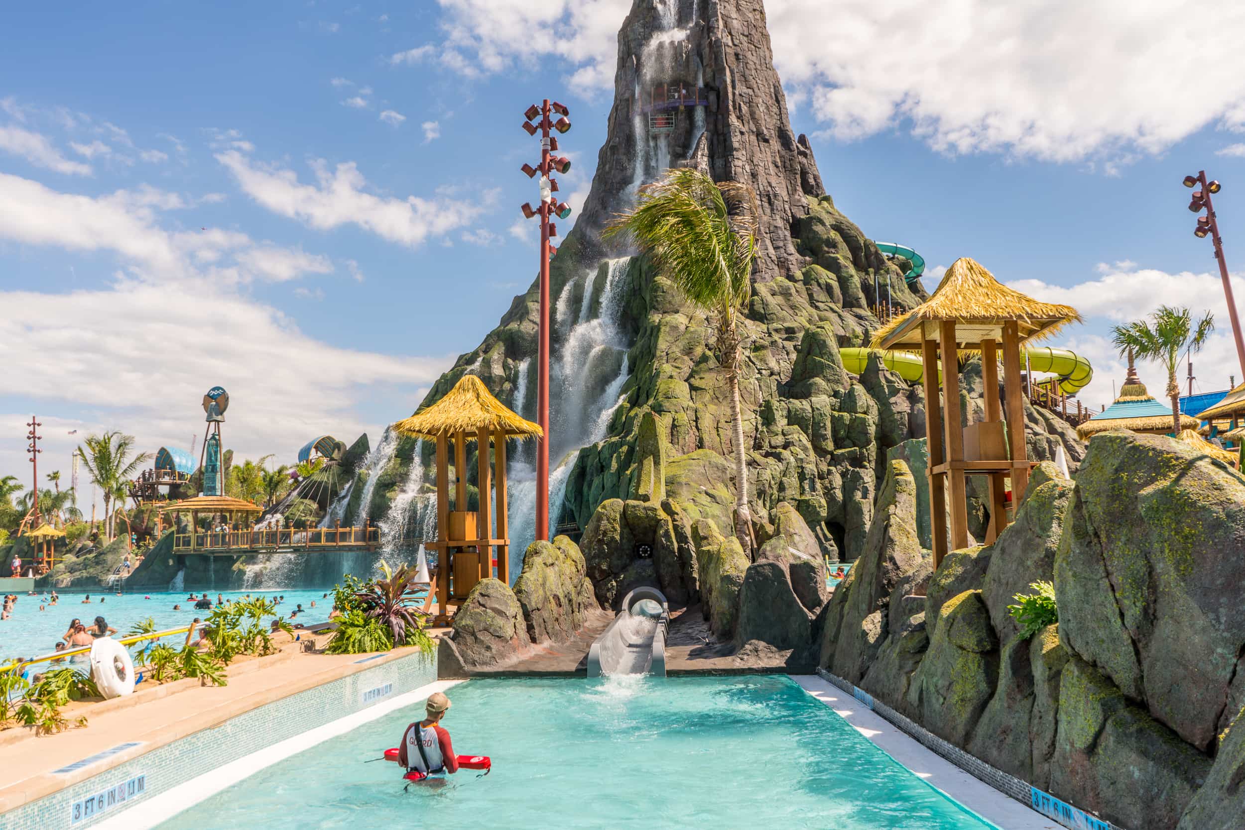 Ko'okiri Body Plunge at Universal's Volcano Bay | Orlando Informer