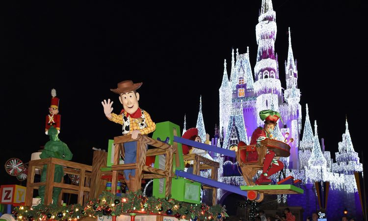 Mickey’s Once Upon a Christmastime Parade (Image courtesy of Walt Disney World)