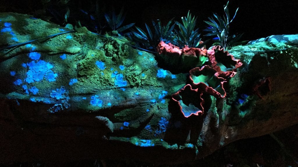 Bioluminesent plants in Pandora: The World of Avatar