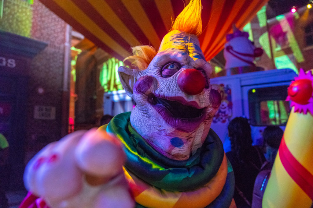 Killer Klowns from Outer Space at Halloween Horror Nights 2018