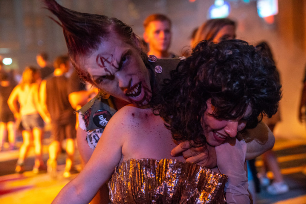 Vamp '85: New Year's Eve at Halloween Horror Nights 2018