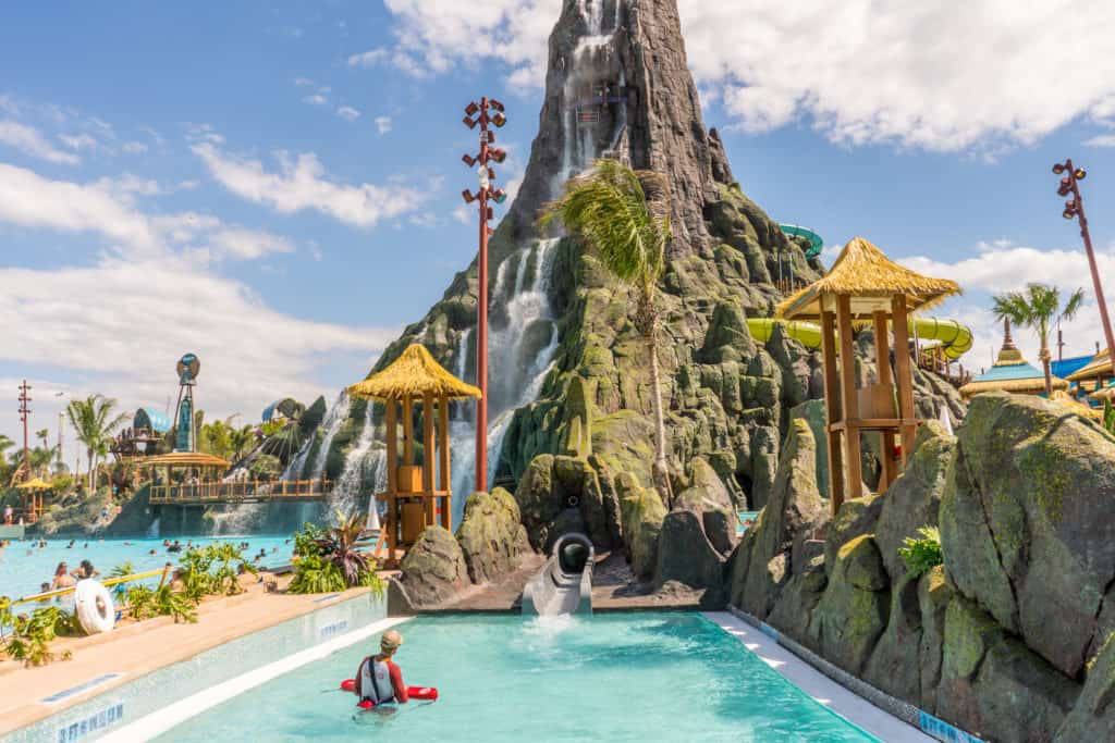 Ko'okiri Body Plunge at Universal's Volcano Bay | Orlando Informer