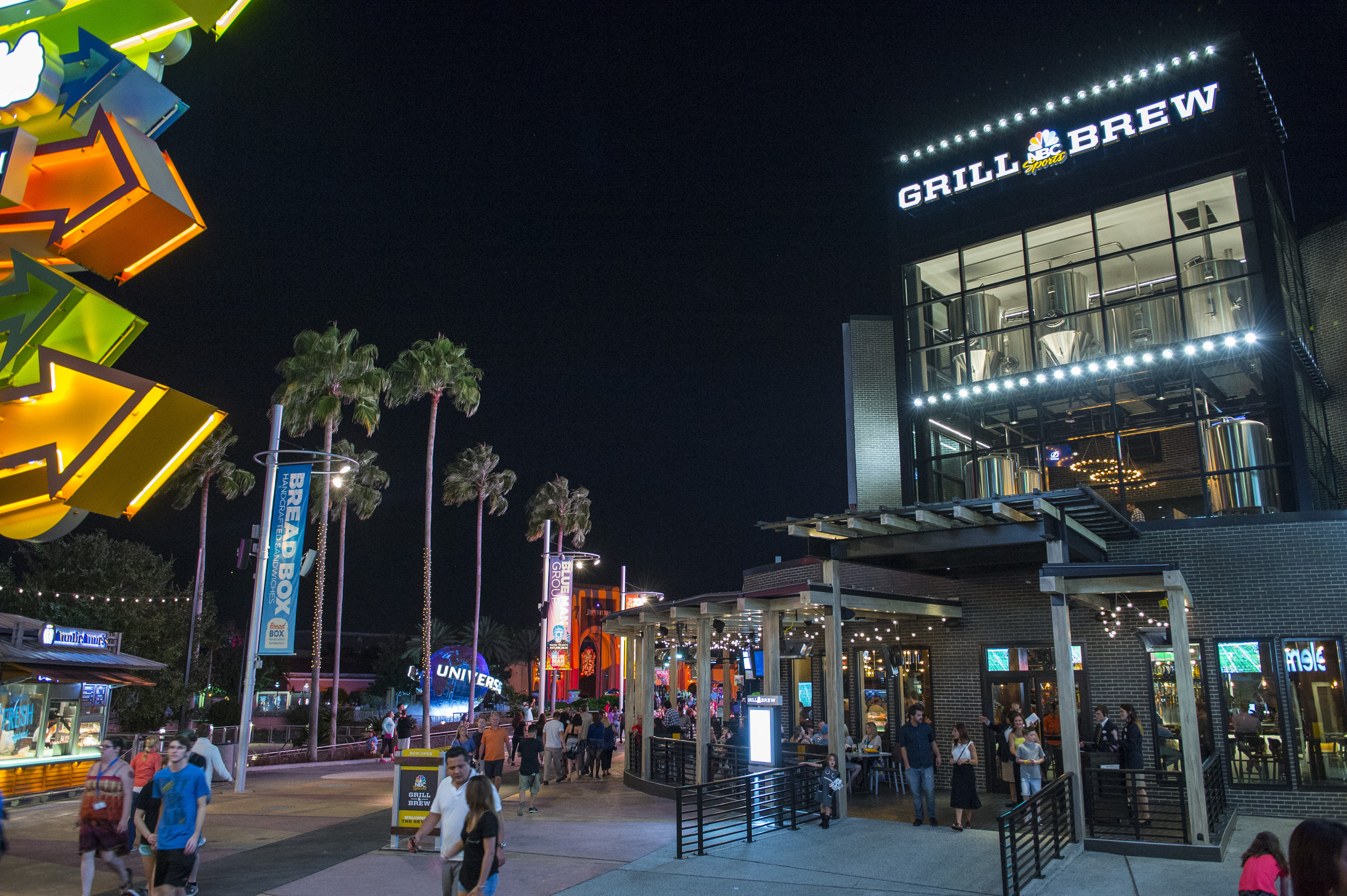 Sunday Night Football Bus in Orlando at NBC Sports Grill & Brew  Thursday  night football, Nfl thursday night football, Sunday night football