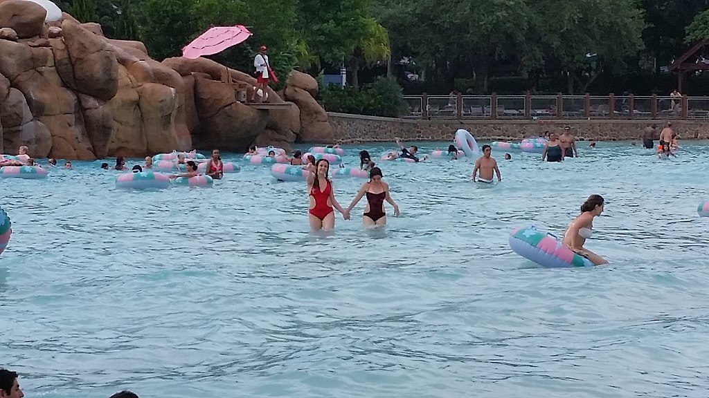 Blizzard Beach's wave pool