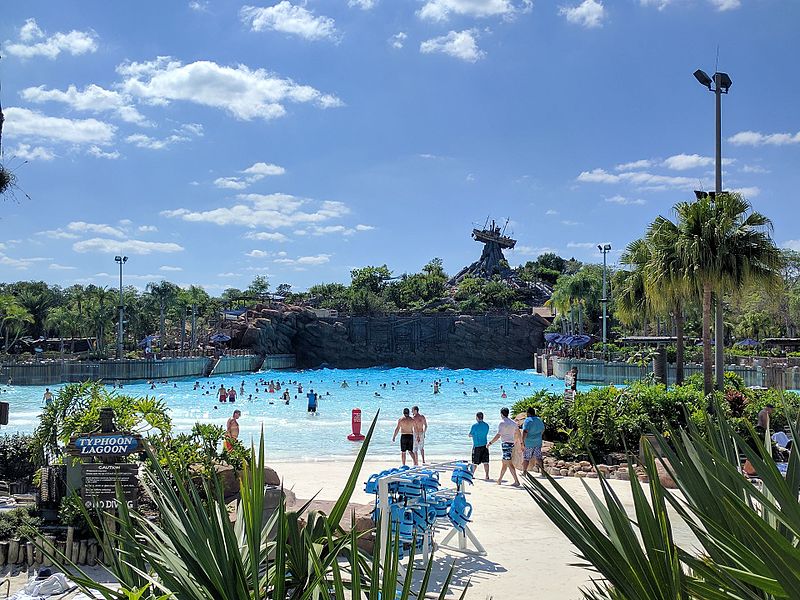 Typhoon Lagoon's surf-wave pool