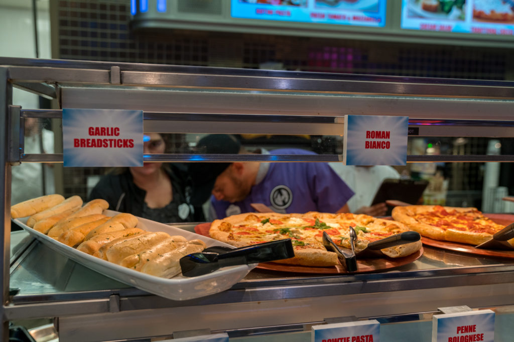 Breadsticks and pizza are served at the Marvel Character Dinner at Universal's Islands of Adventure