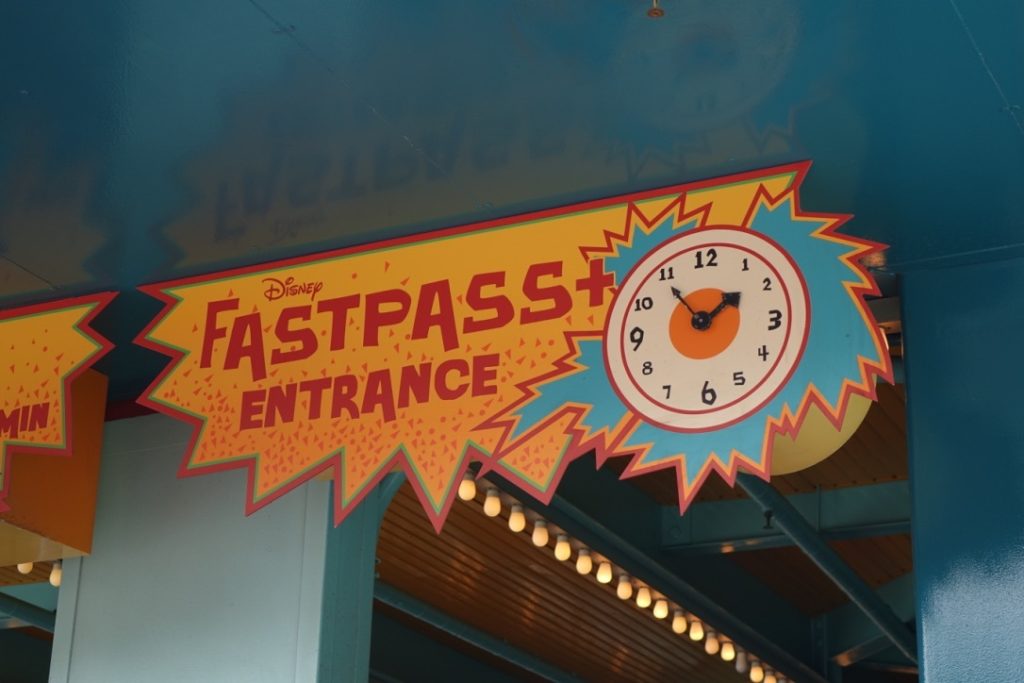 FastPass-entrance-at-Walt-Disney-World