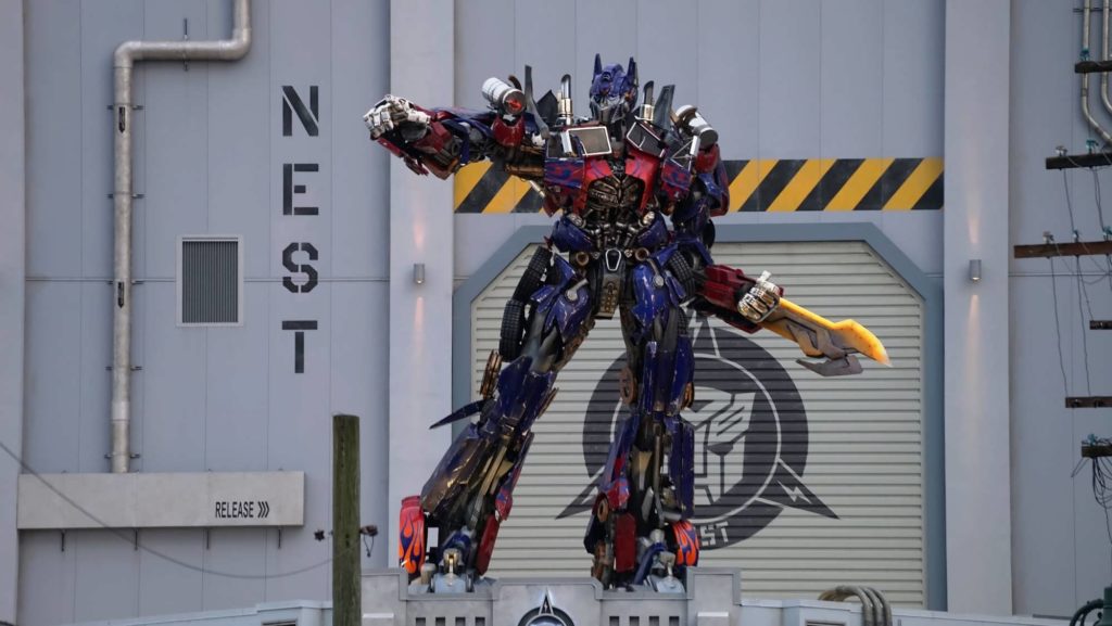 Optimus Prime guards the N.E.S.T Headquarters