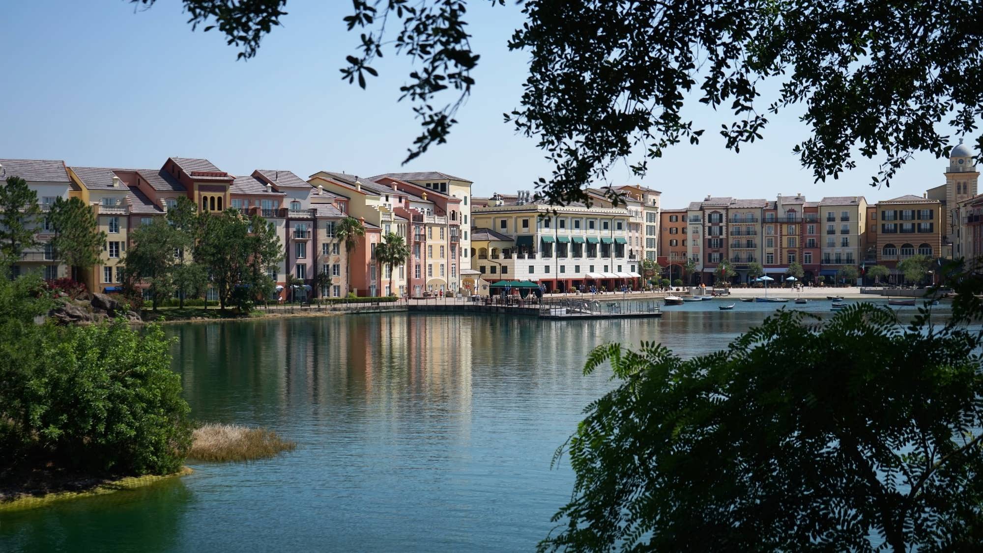 Loews Portofino Bay Hotel: Rooms - complete guide & photo gallery