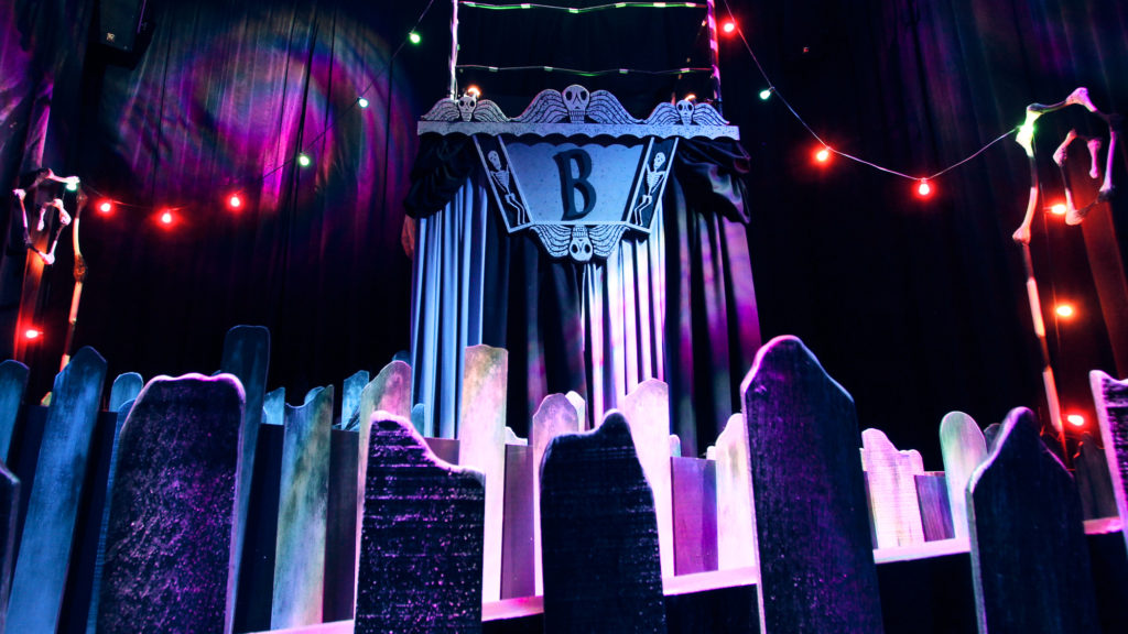 Beetlejuice haunted house at Halloween Horror Nights 2021