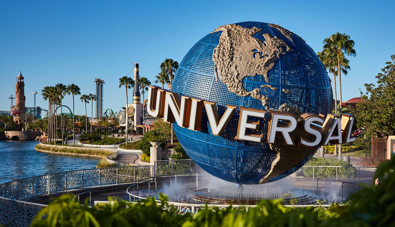 Universal Orlando Globe