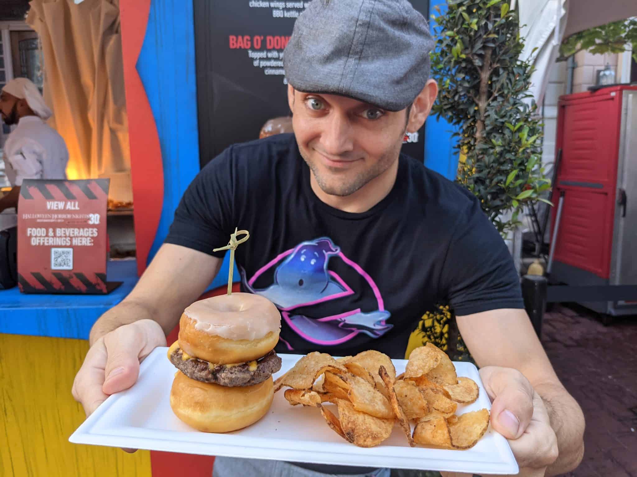 Top 6 Food and Drinks at Halloween Horror Nights 2021