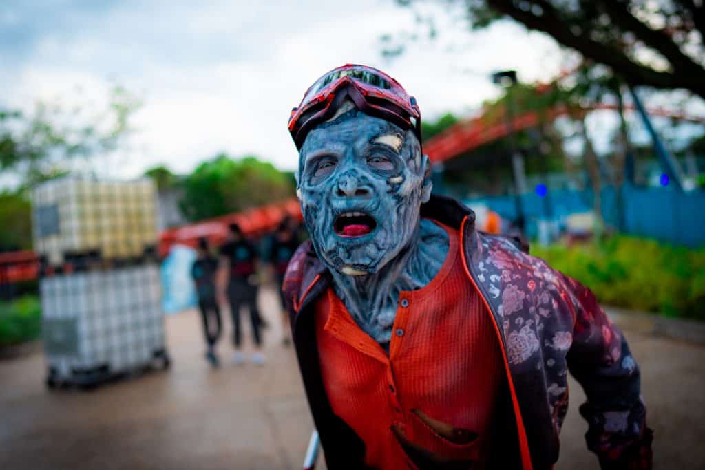 Frozen Terror at SeaWorld Orlando Howl-O-Scream