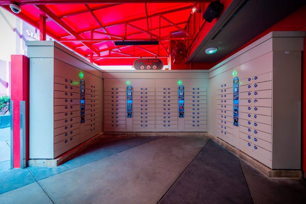 Lockers at Hollywood Rip Ride Rockit