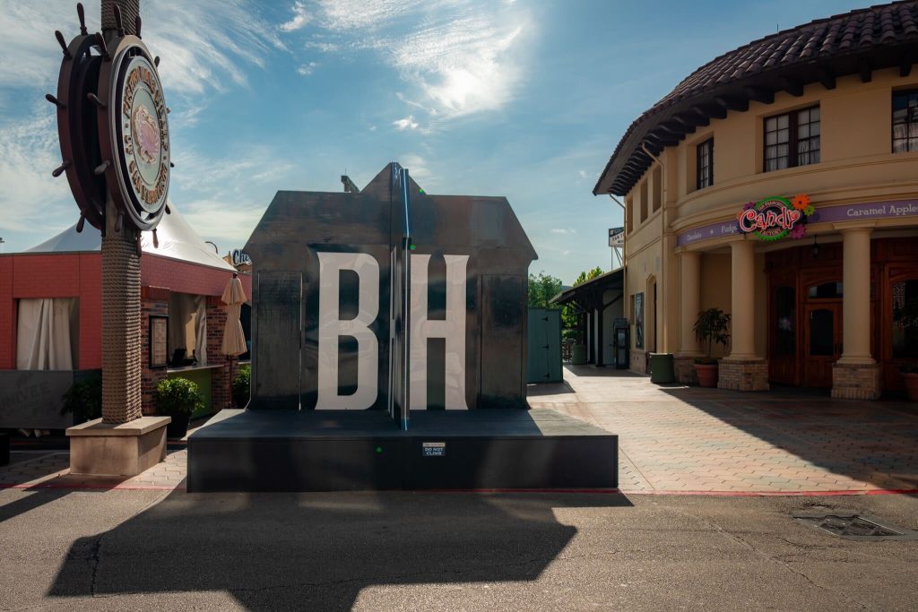 Enter the Blumhouse scare zone at Halloween Horror Nights 2024