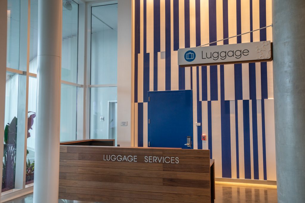 Luggage Services at Universal Aventura Hotel