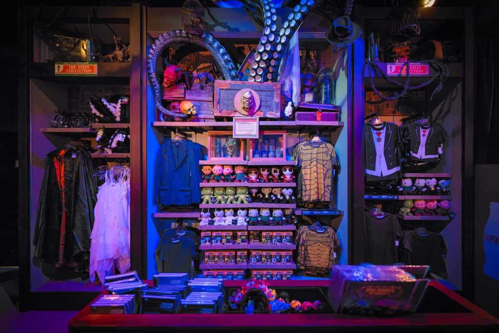 Halloween Horror Nights 2025 Tribute Store