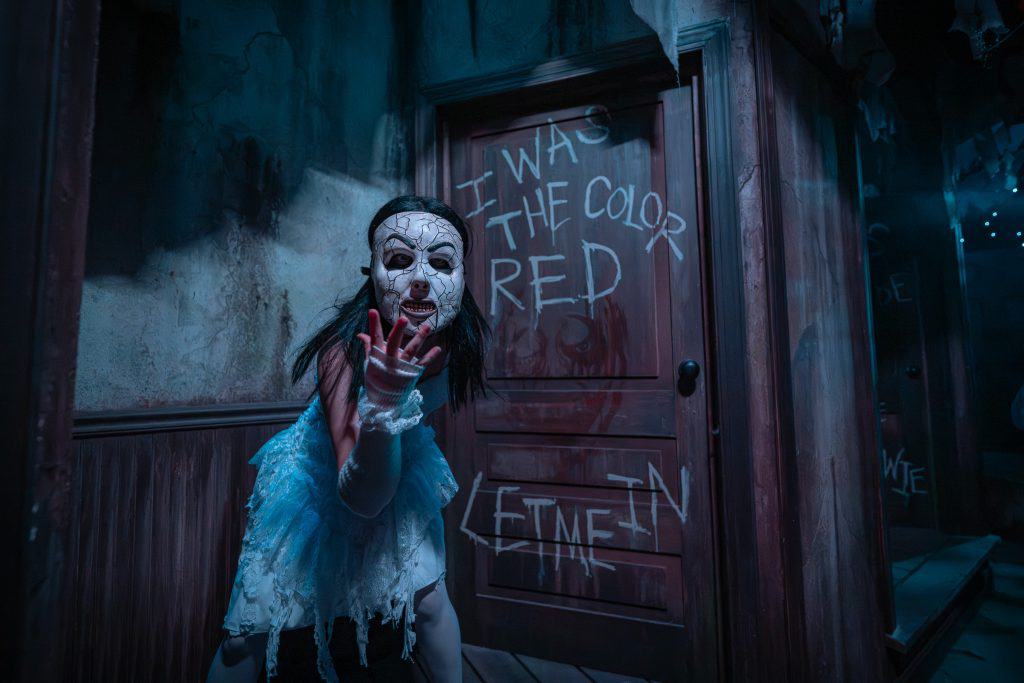 The Horrors of The Wyatt Sicks at Halloween Horror Nights 2025