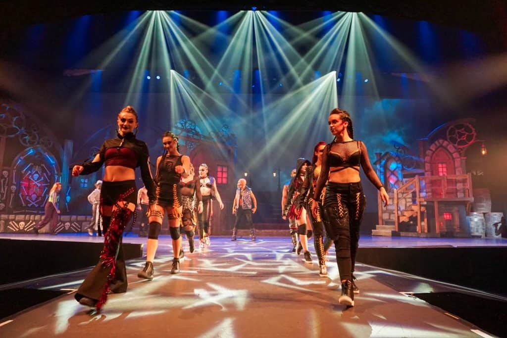 Howl-O-Scream Orlando Fashion Show