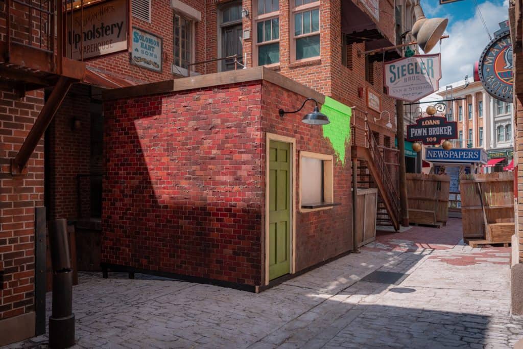 Black Cat Lounge at Halloween Horror Nights