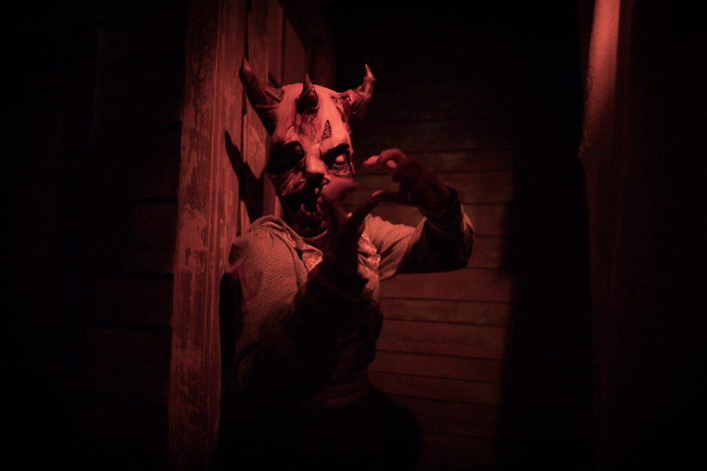 Hatchet and Chains: Demon Bounty Hunters at Halloween Horror Nights 2025