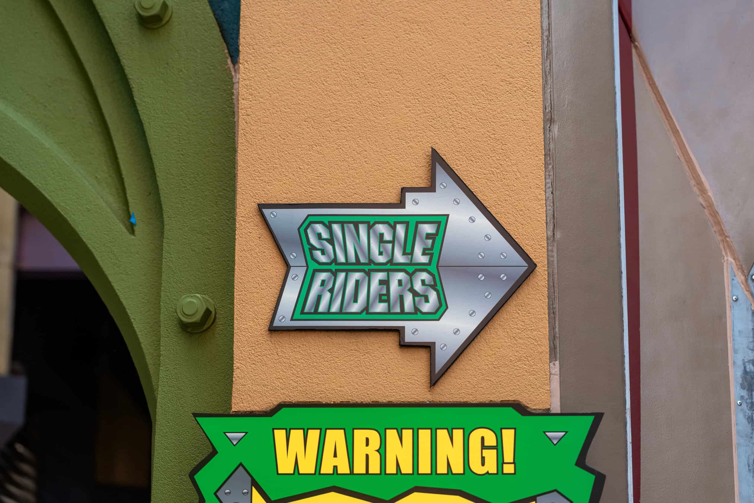 Single Rider Signage at Universal Orlando Resort