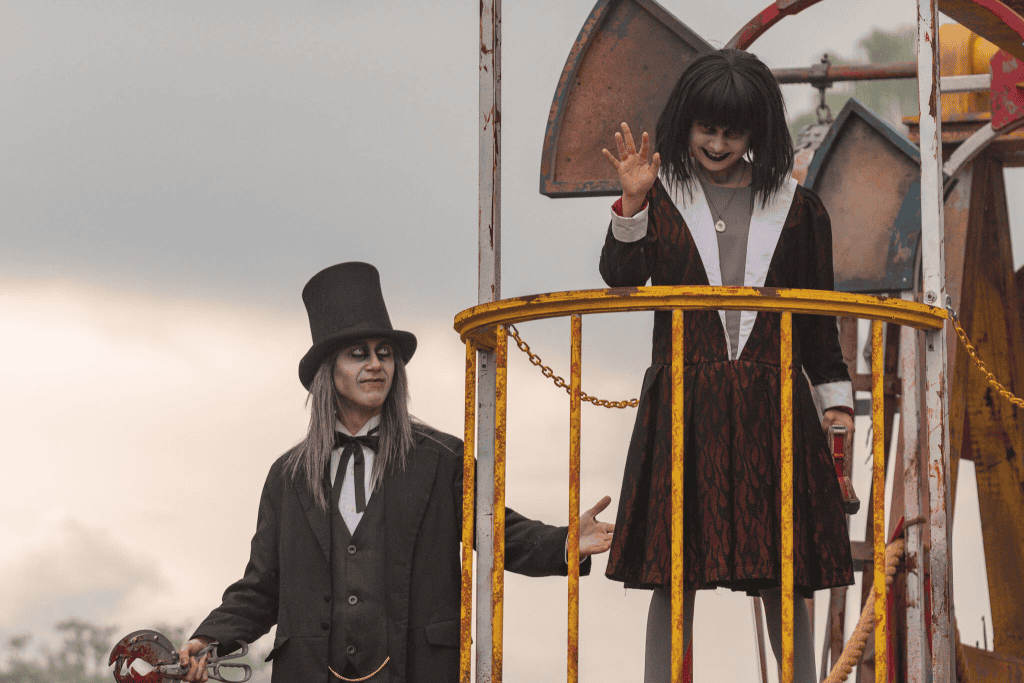 Sideshow of Decay at Halloween Horror Nights 2026