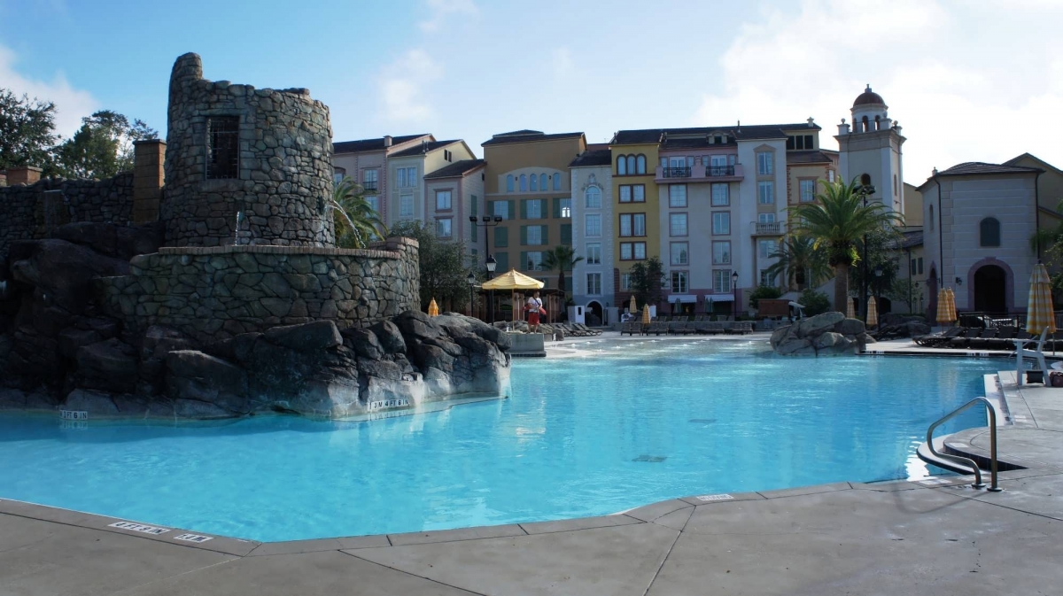 Loews Portofino Bay Hotel: Mandara Spa, pool areas ...