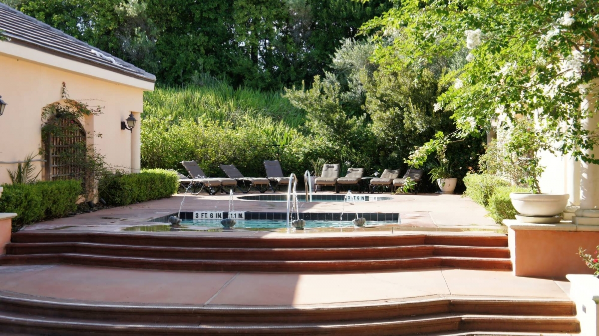 Loews Portofino Bay Hotel: Pool Areas | Orlando Informer