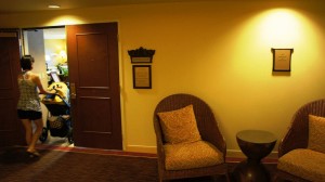 Loews Royal Pacific Resort Concierge Lounge